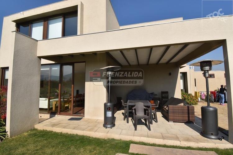Condominio Los Lagares