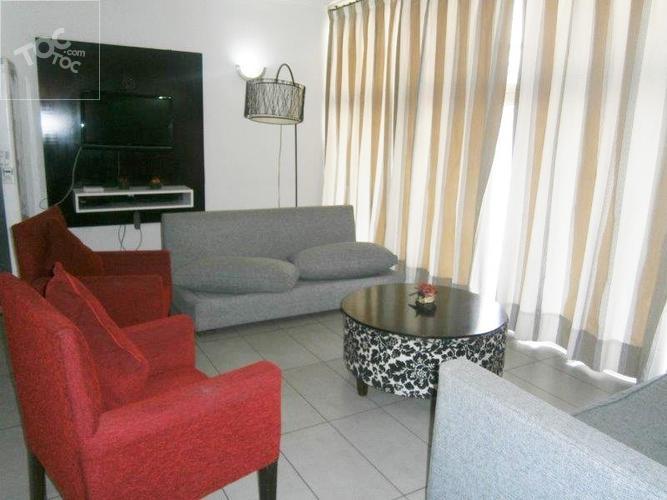 Se arrienda estupendo departamento Agustinas-Metro Santa Ana