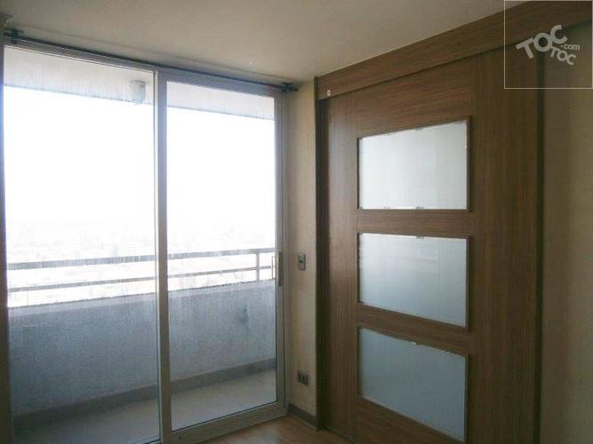 Se arrienda estupendo departamento Agustinas-Metro Santa Ana
