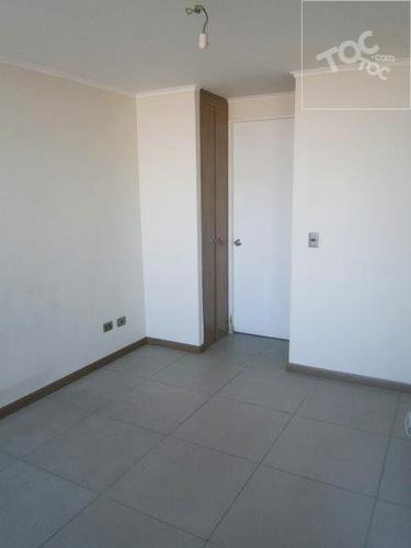 Se arrienda estupendo departamento Agustinas-Metro Santa Ana