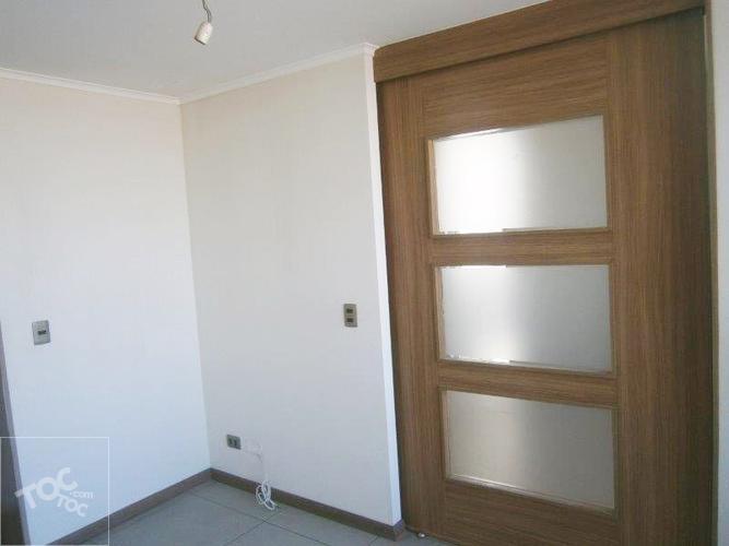 Se arrienda estupendo departamento Agustinas-Metro Santa Ana