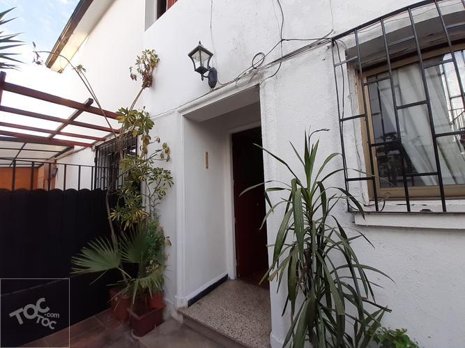 ARRIENDO CASA LOS CAPITANES CON MANUEL MONTT