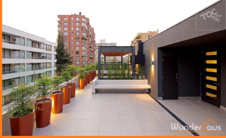 SE VENDE DEPARTAMENTO EN LAS CONDES EN LUJOSO EDIFICIO BOUTIQUE ELEGIDO COMO: "BUILDING OF THE YEAR" (EL EDIFICIO DEL AÑO 2019)
