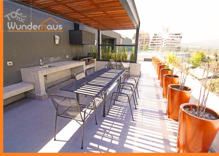 SE VENDE DEPARTAMENTO EN LAS CONDES EN LUJOSO EDIFICIO BOUTIQUE ELEGIDO COMO: "BUILDING OF THE YEAR" (EL EDIFICIO DEL AÑO 2019)