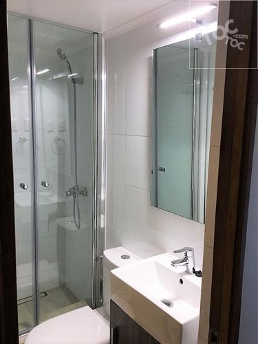 Luminoso departamento baños y cocina remodelados ,1estacionamiento ,sin bodega