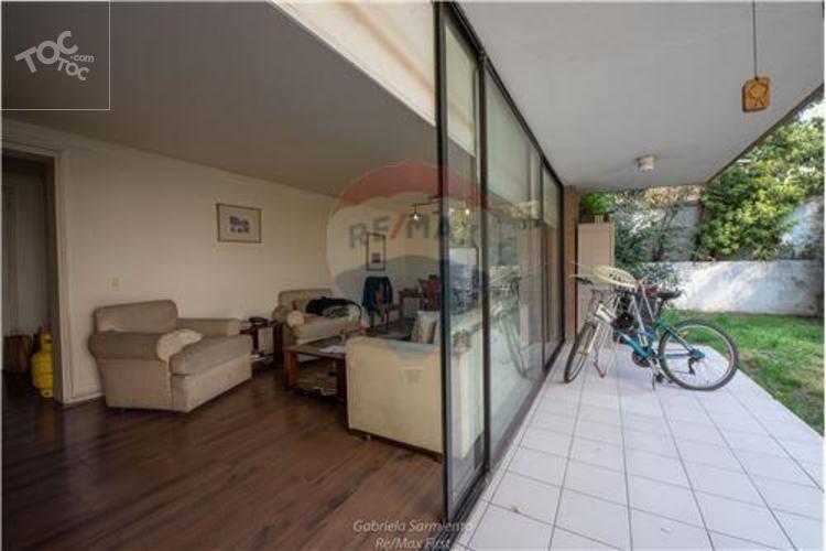 Hendaya-Depto con patio, precio rebajado