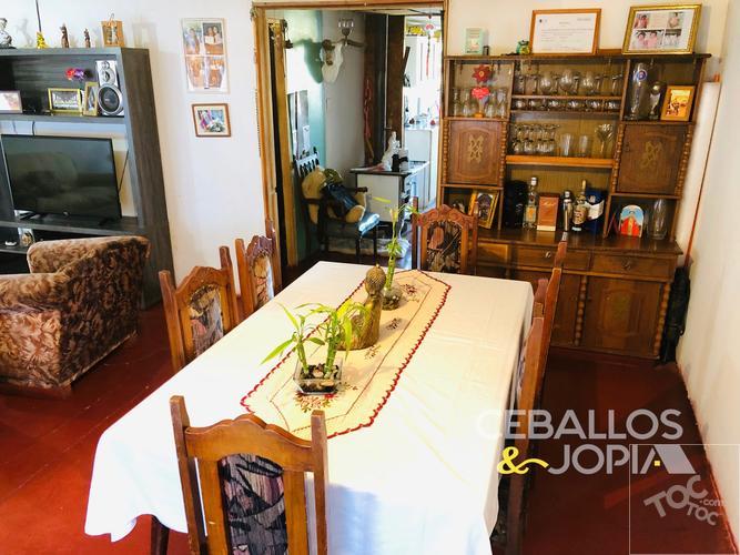 Ceballos & Jopia, VT614 Casa Limache