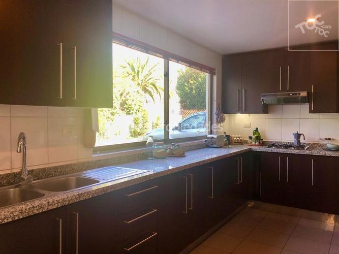 Echeñique/Vicente Pérez Rosales/Condominio