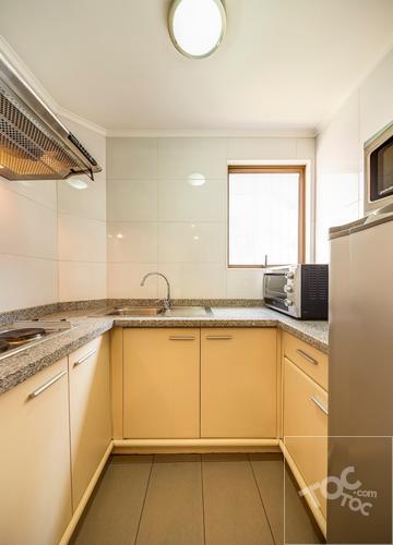 Excelente Departamento sin amoblar, Barrio El Golf, Modelo 2
