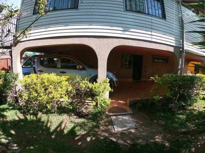 Hermosa Casa en Cerro Navia