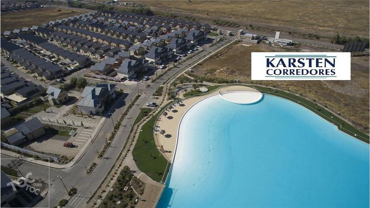 VENDO CASA 3D 3B CONDOMINIO LAGUNA NORTE, ZONA DE VALLE GRANDE, LAMPA.