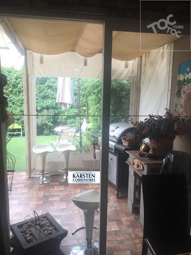VENDO CASA 3D 3B CONDOMINIO LAGUNA NORTE, ZONA DE VALLE GRANDE, LAMPA.