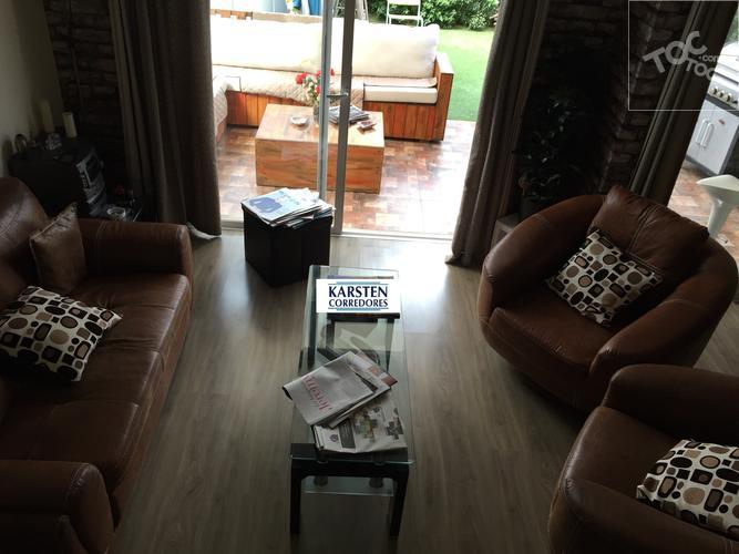 VENDO CASA 3D 3B CONDOMINIO LAGUNA NORTE, ZONA DE VALLE GRANDE, LAMPA.