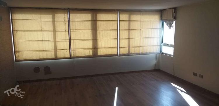 Departamento tipo loft de 3 pisos