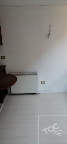ARRIENDO DEPARTAMENTO EN UN PISO 10 DE 1D 1B DE 26 M2 APROX. CON ESTACIONAMIENTO A DOS CUADRAS DEL METRO ESTACIÓN SANTA ANA EN SANTIAGO CENTRO
