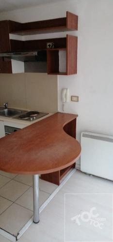 ARRIENDO DEPARTAMENTO EN UN PISO 10 DE 1D 1B DE 26 M2 APROX. CON ESTACIONAMIENTO A DOS CUADRAS DEL METRO ESTACIÓN SANTA ANA EN SANTIAGO CENTRO