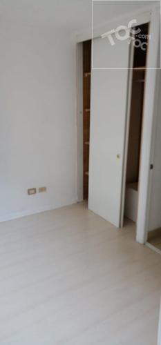 ARRIENDO DEPARTAMENTO DE 1D 1B EN UN PISO 10 A DOS CUADRAS DEL METRO ESTACIÓN SANTA ANA SANTIAGO CENTRO