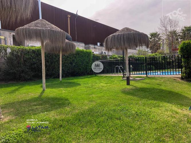 EN VENTA CASA MARAVILLOSA - AV. STA MARTA DE HUECHURABA