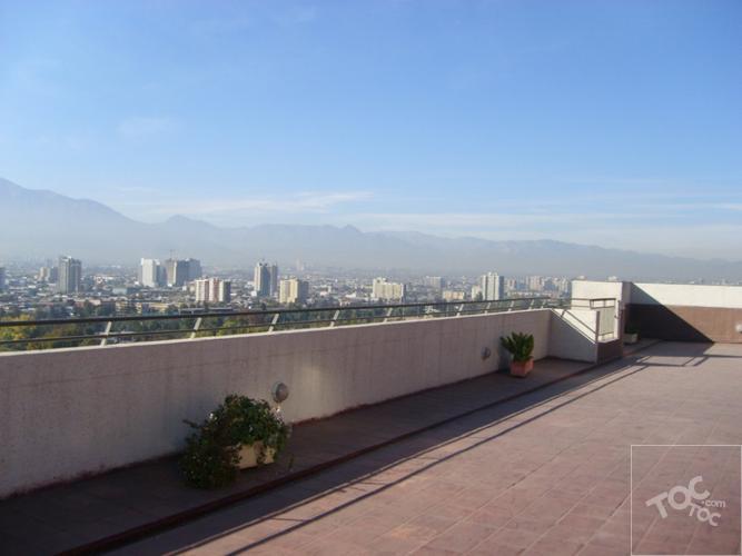 Blanco Encalada 2007, Condominio Blanc