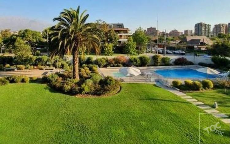 Las Condes, Tomás Graham – Av. Presidente Riesco. Departamento cinco dormitorios, cuatro baños, dos estacionamientos una bodega.Se Arrienda