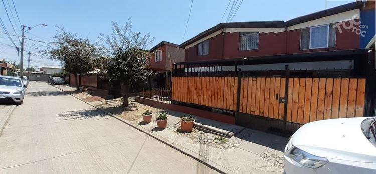 Casa en Ujina villa las Torres Puente Alto.