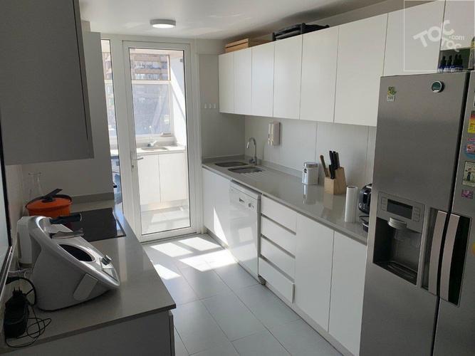 Francisco Bilbao / Sebastian El Cano / Manquehue Sur - 3D-3B MAS SERVICIOS/ 180 m2