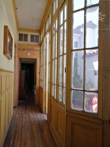 Barrio Yungay / Huérfanos
