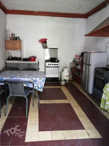 Barrio Yungay / Huérfanos