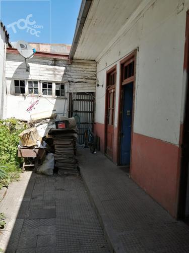 Barrio Yungay / Huérfanos