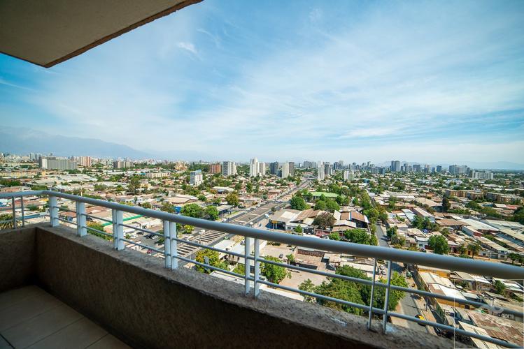 Excelente Departamento en Mapocho con Gral. Velásquez