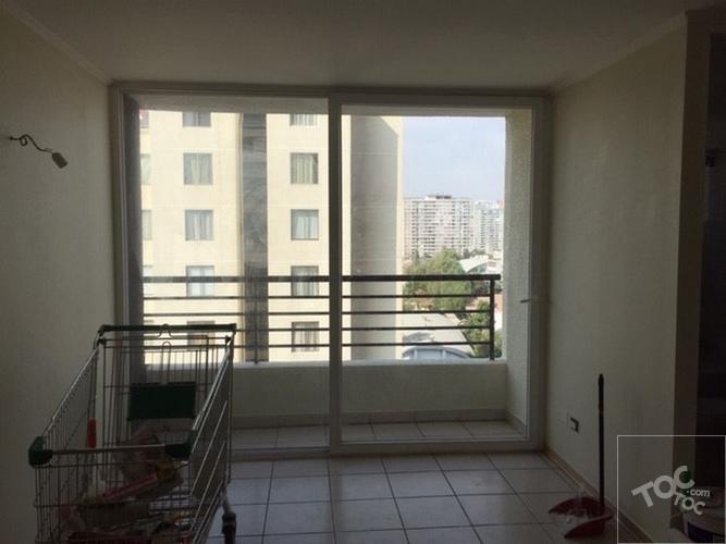 Independencia, Vendo Departamento 40 M2, 2 Dormitorios, Cercano a Metro Hospitales, UF. 1.800