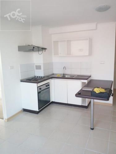 Independencia, Vendo Departamento 40 M2, 2 Dormitorios, Cercano a Metro Hospitales, UF. 1.800
