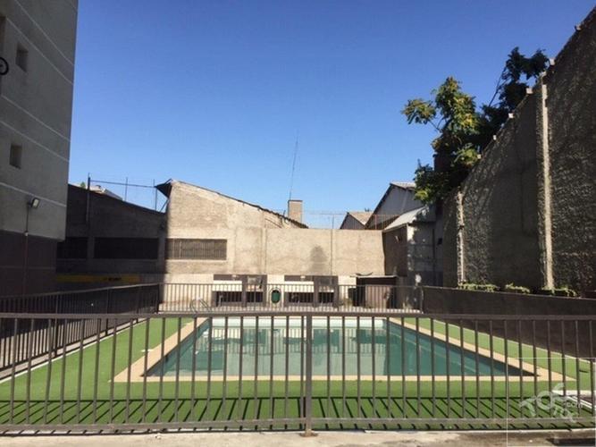 Independencia, Vendo Departamento 2 Dormitorios, 38M2, Metro Hospitales, UF. 1800.