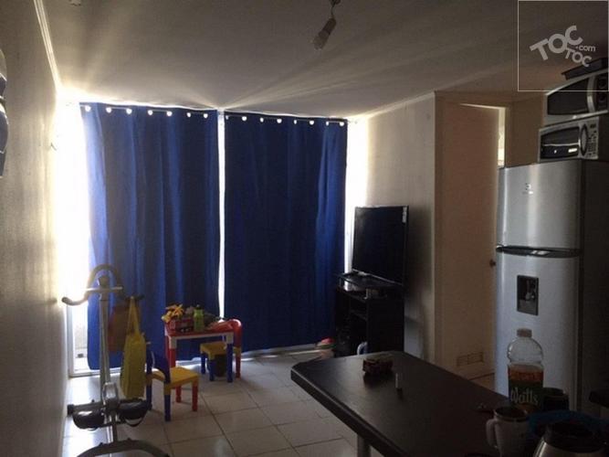 Independencia, Vendo Departamento 2 Dormitorios, 38M2, Metro Hospitales, UF. 1800.