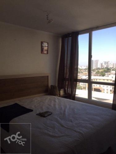 Independencia, Vendo Departamento 2 Dormitorios, 38M2, Metro Hospitales, UF. 1800.