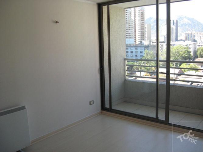 VENTA DEPARTAMENTO EN SAN MARTÍN 714, 2D+1B, PISOS 9 Y 14