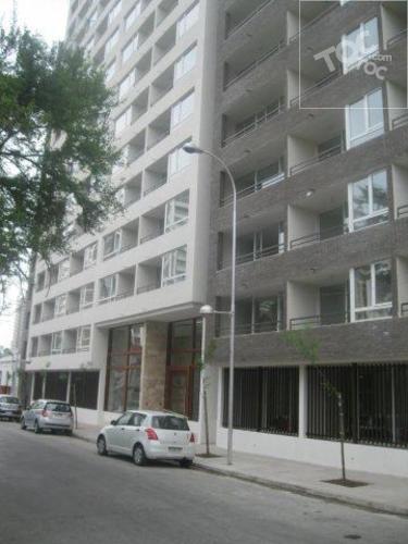 Se Arrienda departamento en Angamos - Metro Santa Isabel