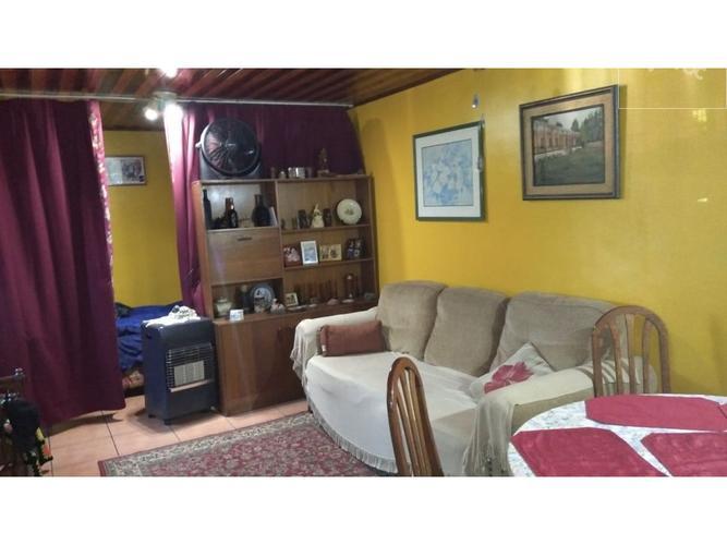 Casa quinta ubicada a minutos del centro, supermercados, universidad y colegios