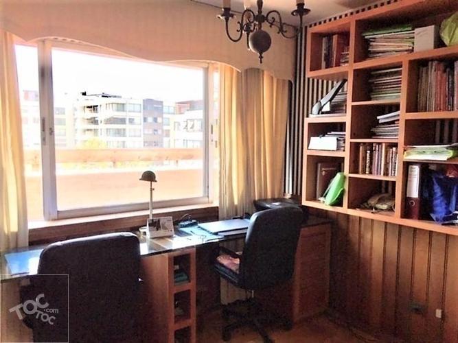 ESPECTACULAR DEPTO EN VENTA - PLAZA LAS LILAS (5D-4B + SERVICIOS)