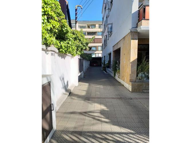 ESPECTACULAR DEPTO EN VENTA - PLAZA LAS LILAS (5D-4B + SERVICIOS)