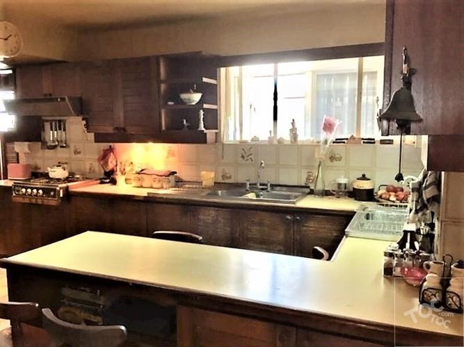 ESPECTACULAR DEPTO EN VENTA - PLAZA LAS LILAS (5D-4B + SERVICIOS)