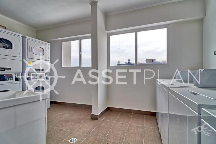 Alcalde Pedro Alarcón 805, Condominio Spirit