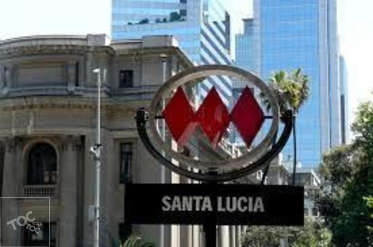 LIRA 140 / SANTIAGO CENTRO / METRO SANTA LUCIA / Tipo Estudio
