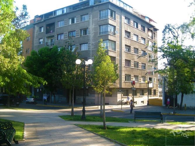 Se arrienda estupendo departamento en Ramon Carnicer-Parque Bustamante