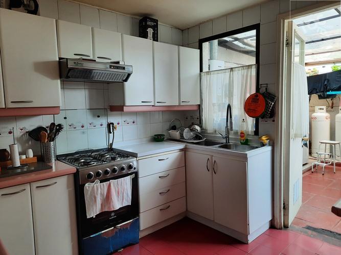Fantástica casa en la Reina, en condominio, a pasos de colegios, restaurantes y carabineros ¡DESCUENTO EN COMISION!