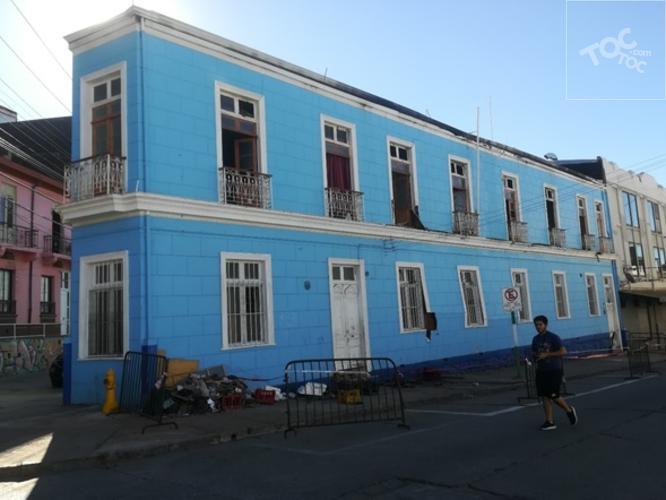 Las Monjas 734-752, Valparaíso
