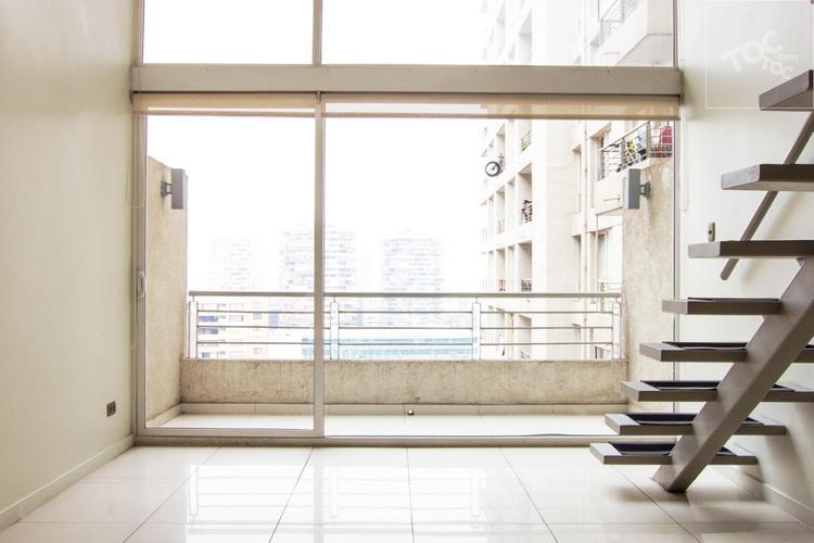 sara Del Campo 435 Departamento 2319 Comuna Santiago 1 Habitación Tipo Loft 1 Baño en Suite Metro Santa Lucia