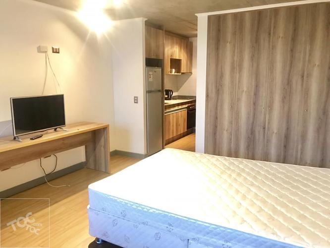 Arriendo Departamento Amoblado Edificio Barcelona