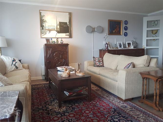 Las Arañas 2350/Country Club