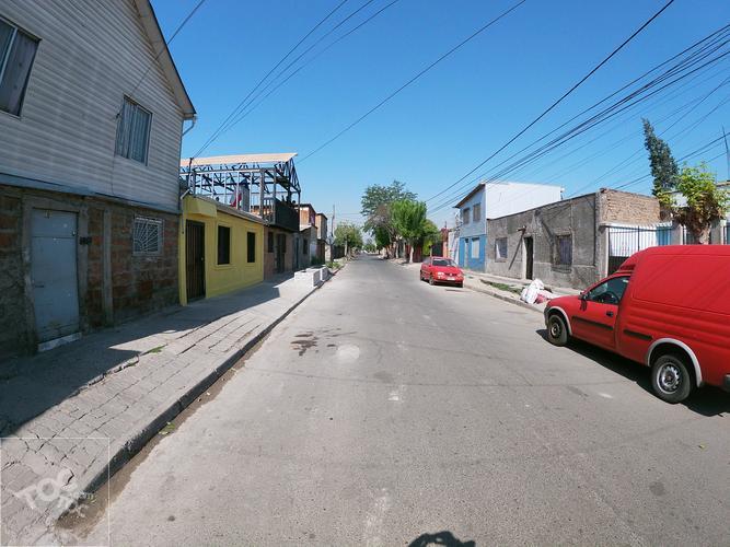 CASA ESQUINA AMPLIA